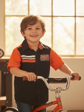 Harley-Davidson Black and Orange Short Sleeve Button-Front Shirt